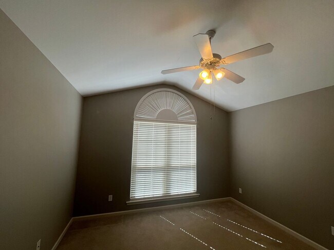 Building Photo - Approved applicant