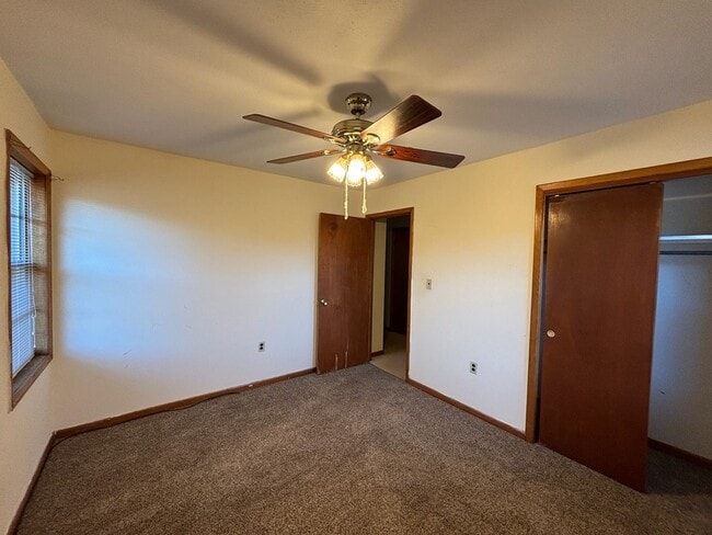 Building Photo - Wonderful Home With Lots Of Charm. Located in Seale Alabama!