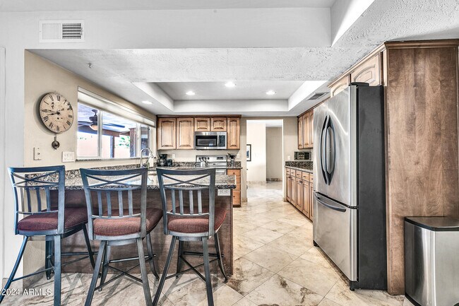 Building Photo - 8532 E San Bruno Dr