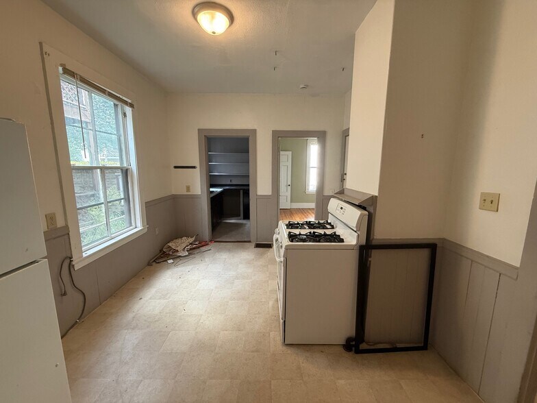 Building Photo - 55 Rindge Ave