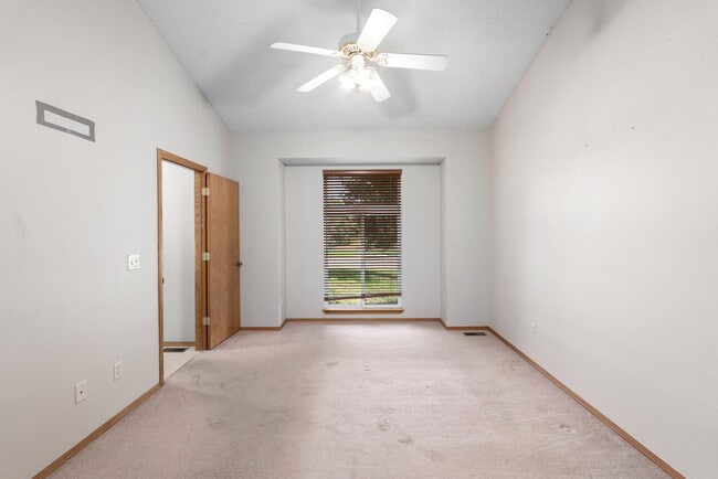 Building Photo - 11907 W Jewell St