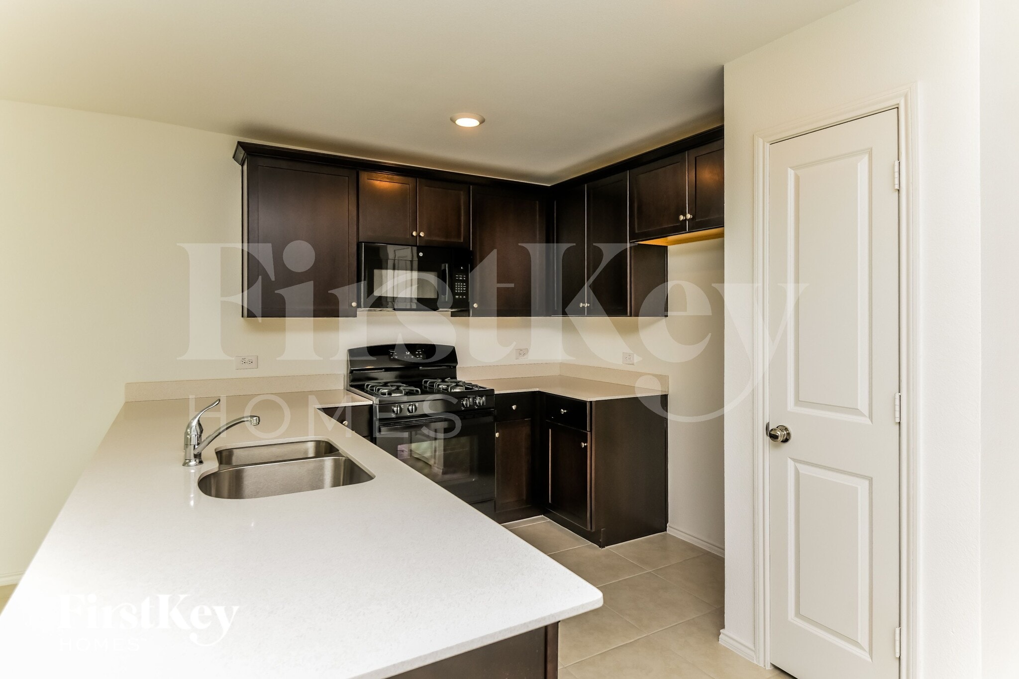 Building Photo - 337 Ranchito Pass