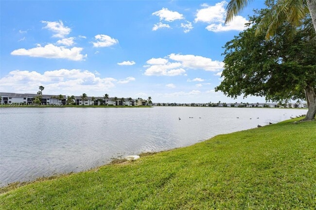 Building Photo - 1211 S Independence Dr