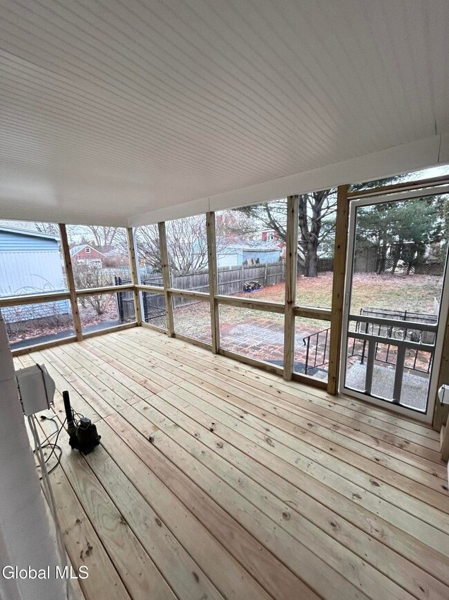 Building Photo - 21 Fordham Ct