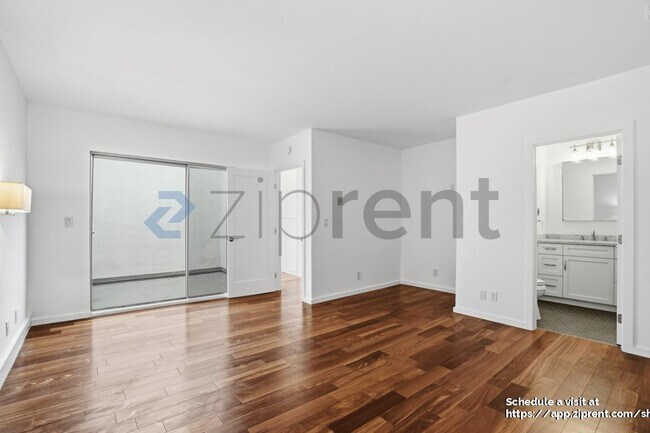 Building Photo - 1200 Opal St