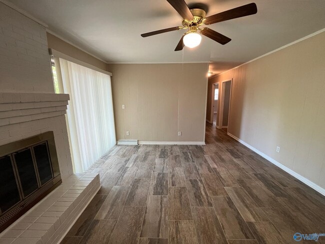 Building Photo - 803 Corsbie St NW