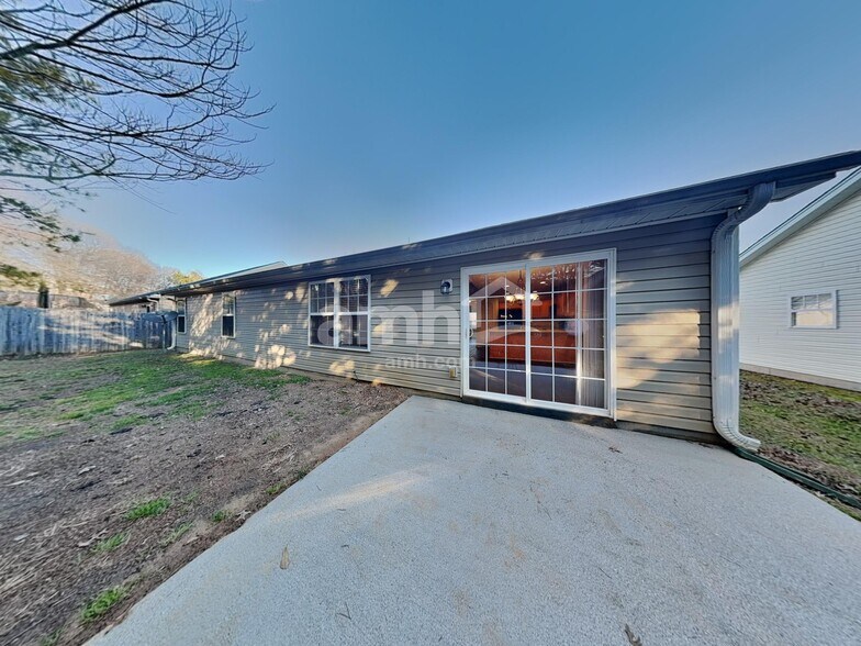 Building Photo - 201 Cassidy Ct