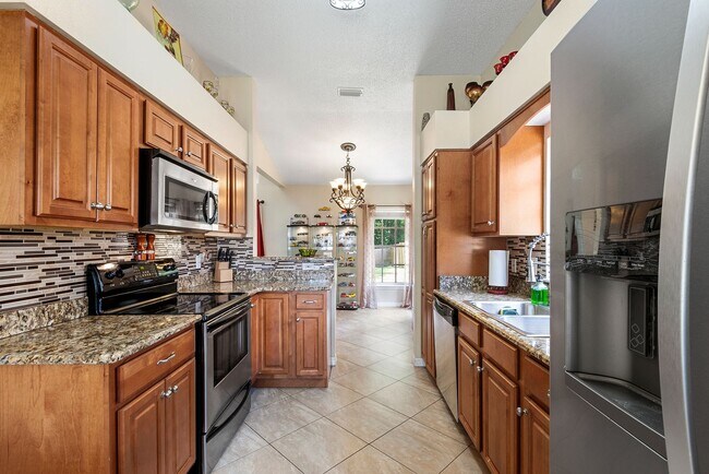 Building Photo - Gorgeous Home in Cypress Springs in Orland...