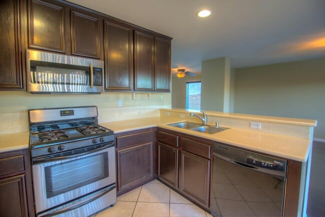 Building Photo - 23434 Badger Creek Ln