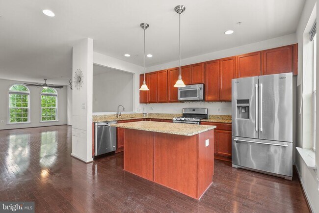 Building Photo - 9624 Westerdale Dr
