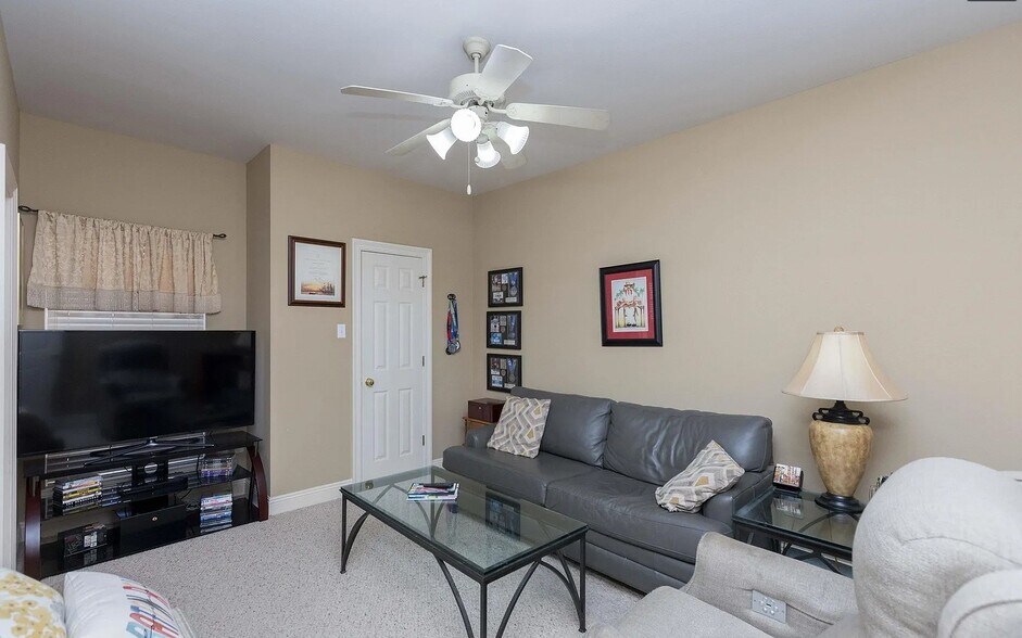 Bedroom 3 - 10557 Sweetbrook Ave