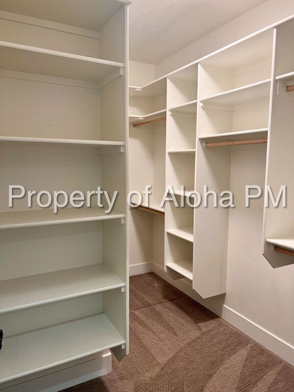 Building Photo - 496 N Emma Ave