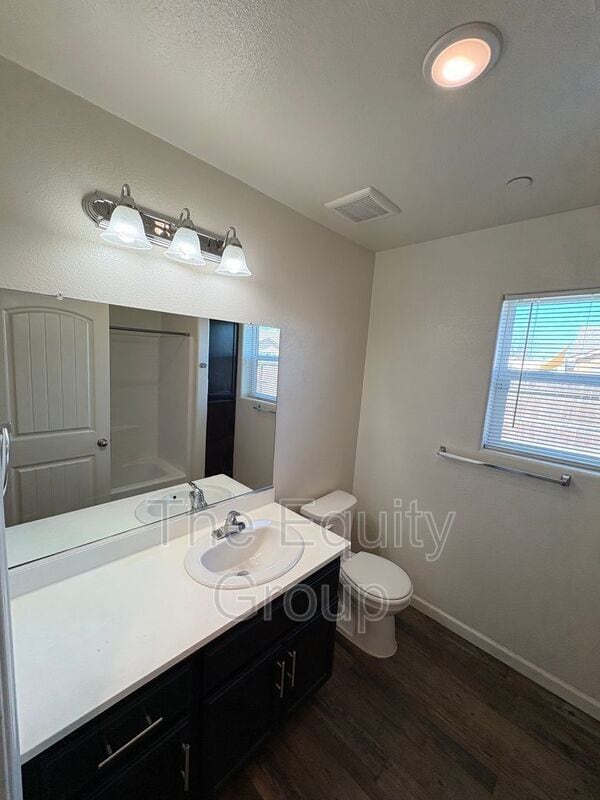 Building Photo - 717 W Perez Ave