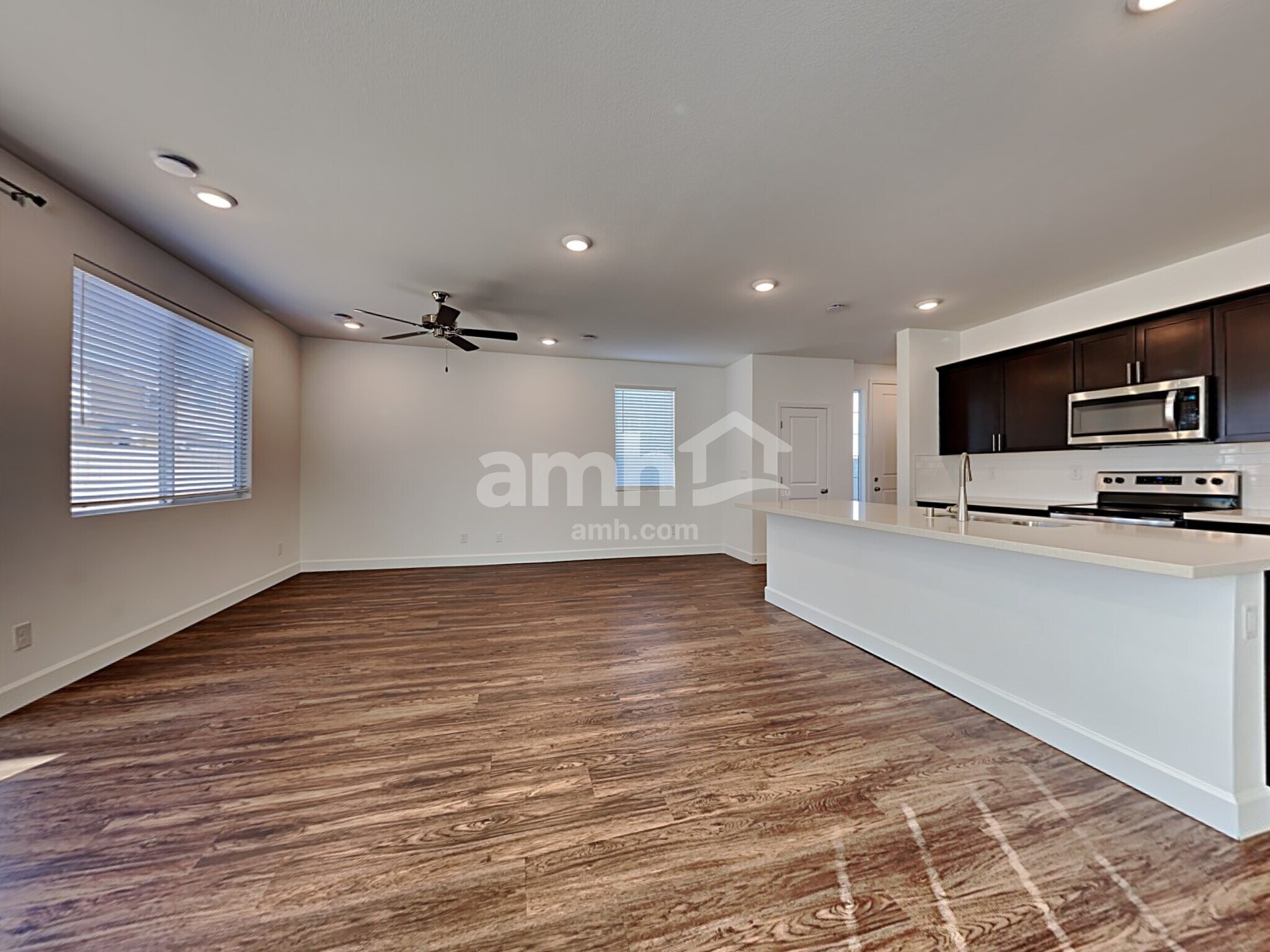Building Photo - 9121 S Conquistador St
