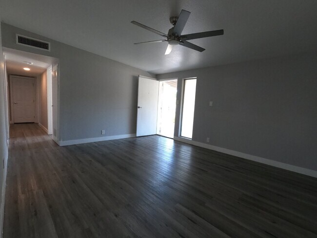 Building Photo - SINGLE-STORY HOME | NEWLY RENOVATED | SAHARA & EASTERN | CENTRAL LAS VEGAS