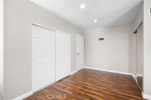 Building Photo - 10227 Helendale Ave