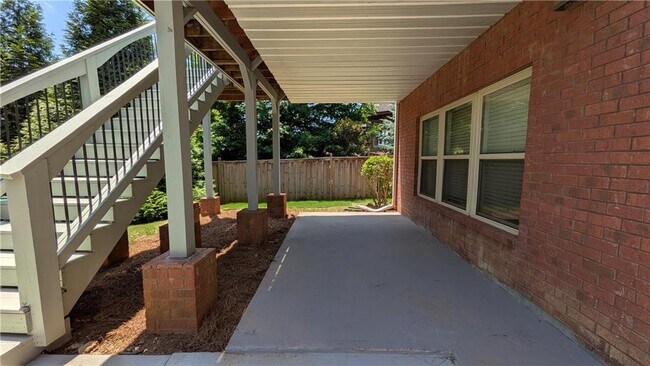Building Photo - 3784 Courson St