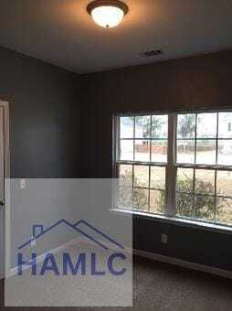 Building Photo - 203 Cumberland Dr NE