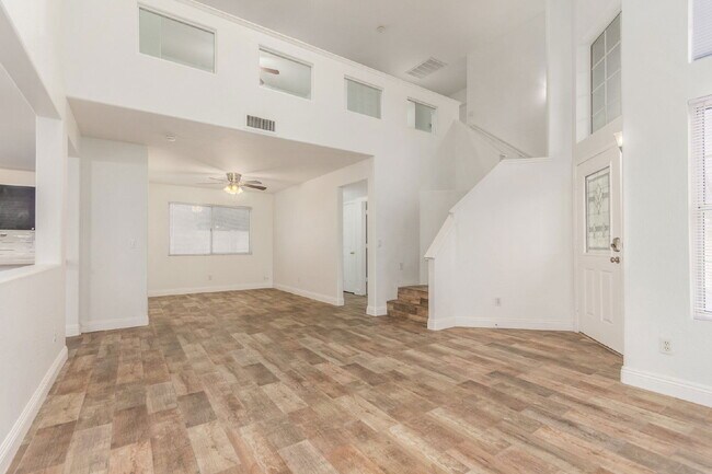 Building Photo - 2538 N 131st Ln