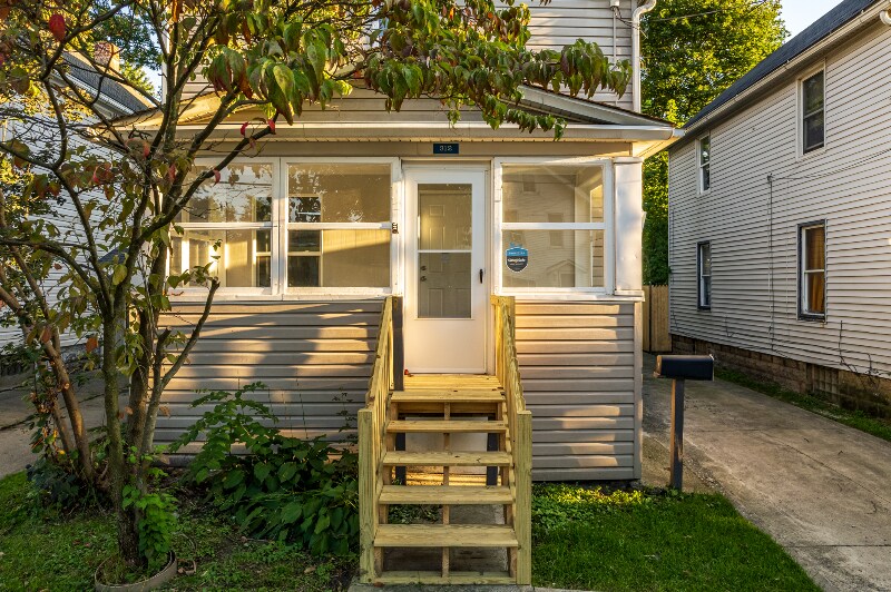 Building Photo - 312 Upland Ave