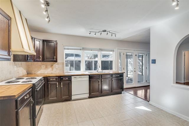 Building Photo - 5602 Magnolia Ln