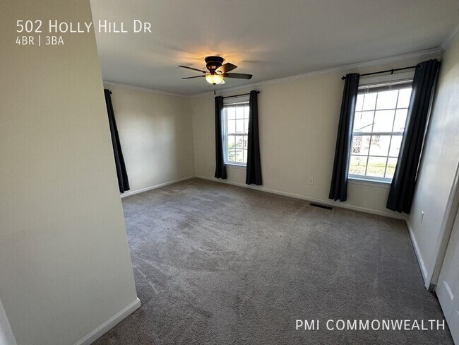 Building Photo - 502 Holly Hill Dr