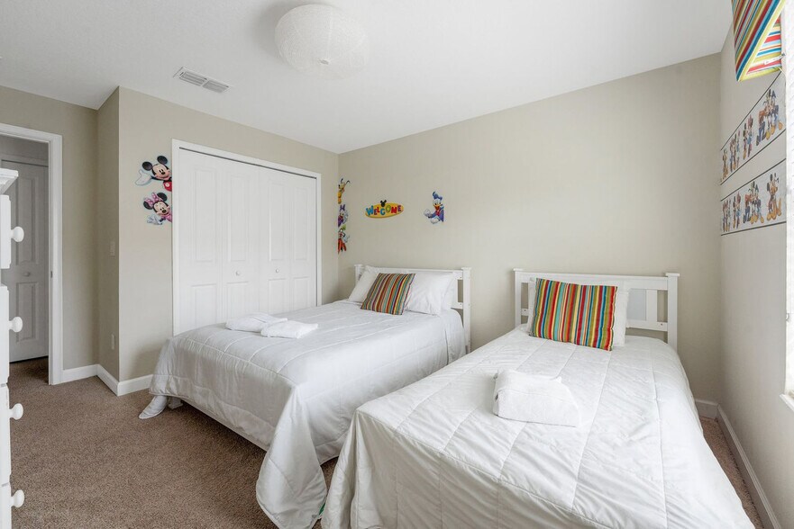 Building Photo - 3076 Tom Sawyer Dr