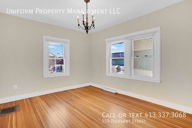 Building Photo - 159 Pleasant St