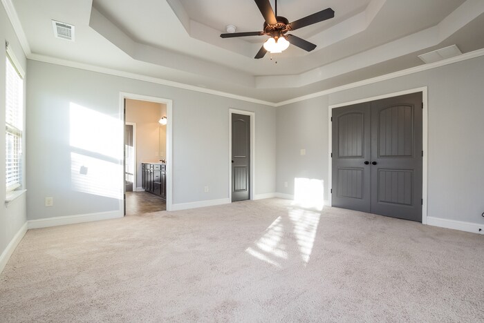 Building Photo - 333 Castle Top Ln SE