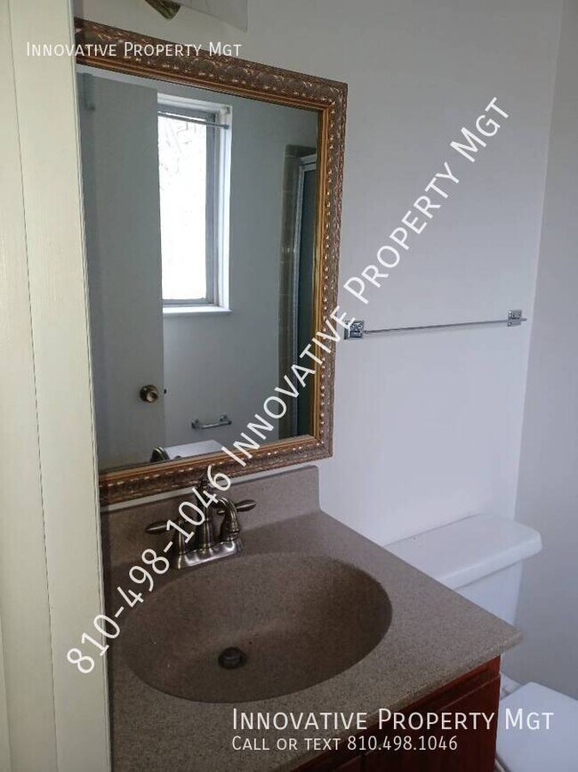 Building Photo - 6009 Holiday Gardens Dr