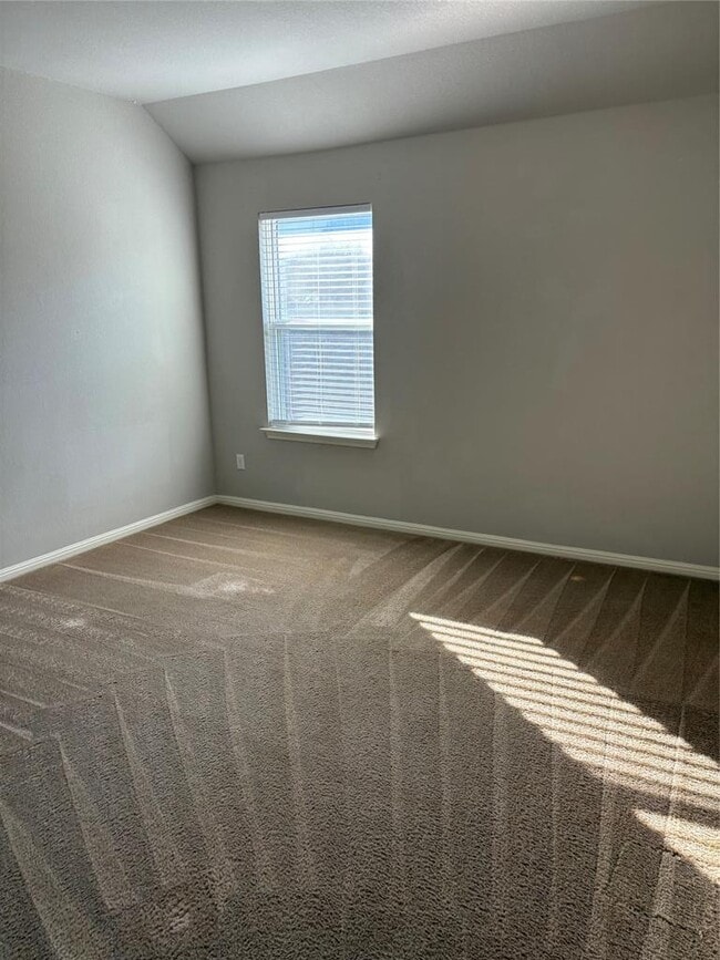 Building Photo - 104 San Matteo St