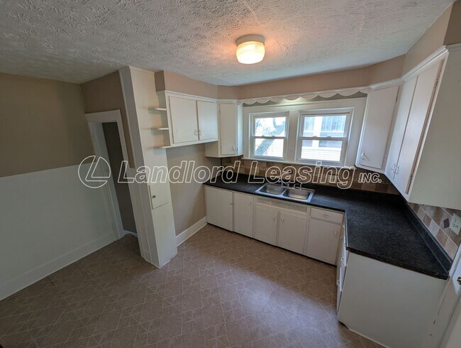 Building Photo - Character-Filled 3-Bedroom Colonial