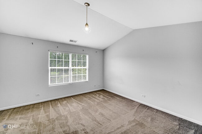 Building Photo - 2492 Stoughton Cir
