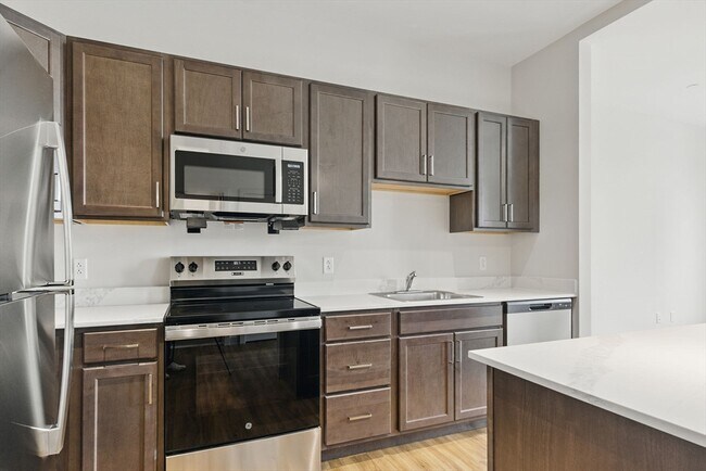Building Photo - 1170 Tremont St