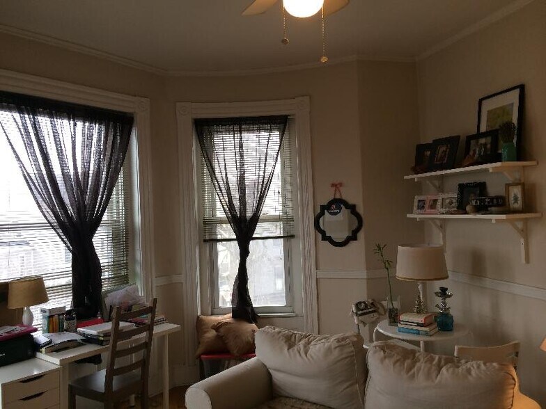 Building Photo - 1451 Tremont St