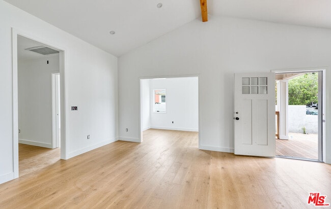 Building Photo - 4285 La Salle Ave