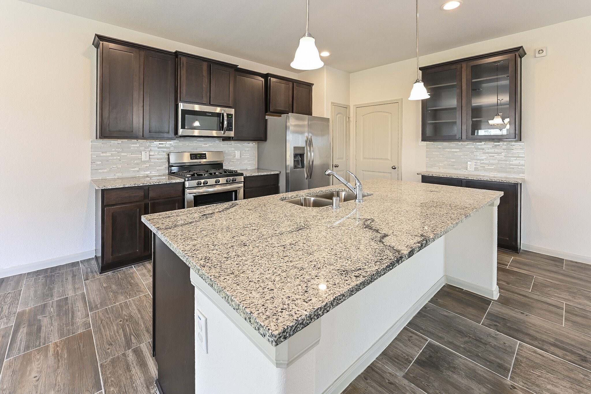 Building Photo - 7922 Tuscan Cypress Dr