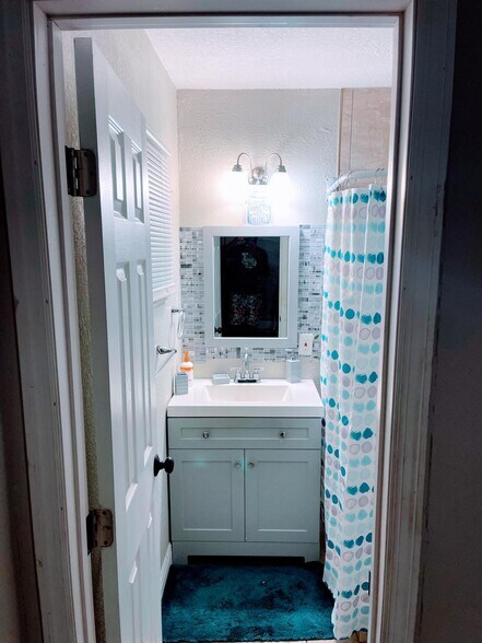 Building Photo - 110 N 40th St