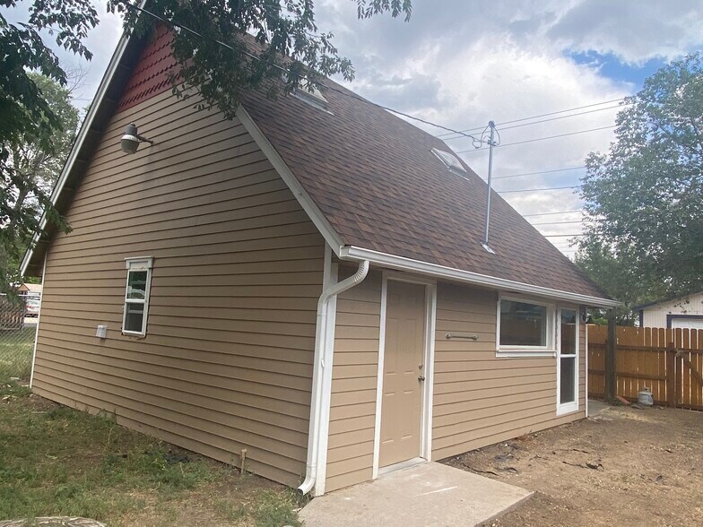 Private Home - 2621 Wood Ave