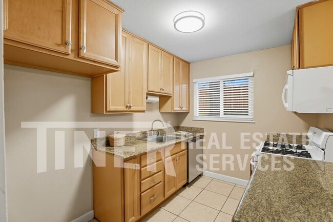 Building Photo - 1411 Michael Way