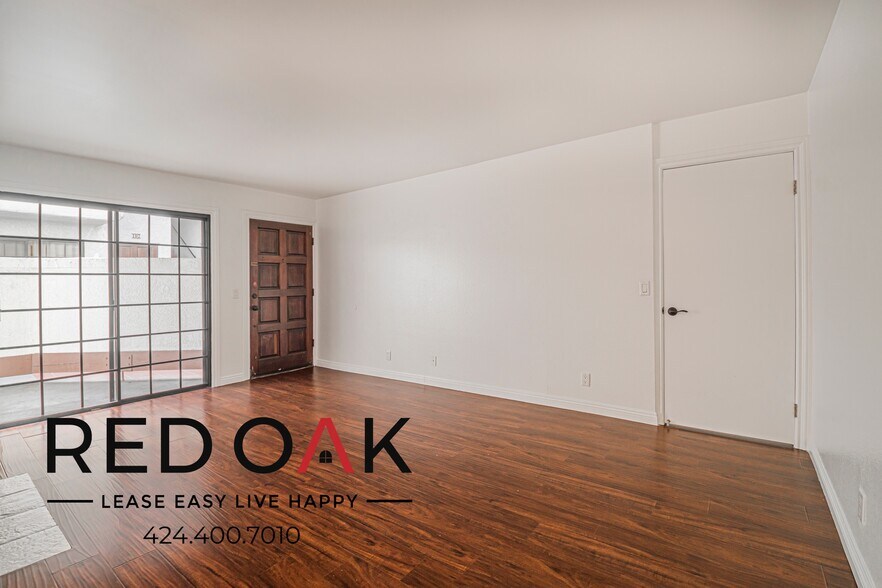 Building Photo - 3281 Sawtelle Blvd