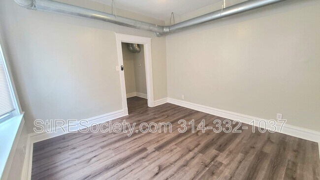 Building Photo - 2918 Louisiana Ave