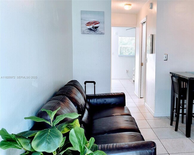 Building Photo - 524 Washington Ave