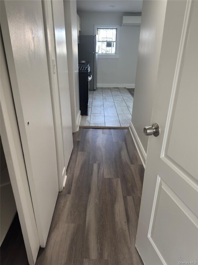 Building Photo - 219-07 Jamaica Ave