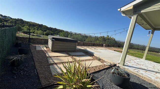 Building Photo - 312 Montauk Loop