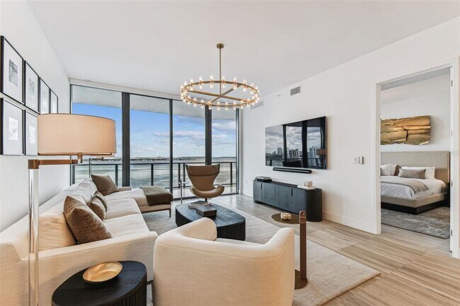 Building Photo - 3101 Bayshore Blvd