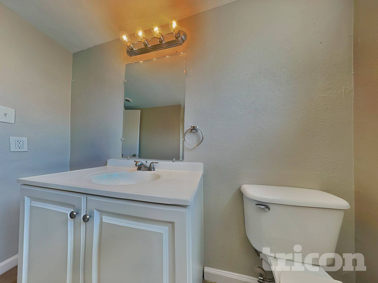 Building Photo - 5503 Jumada Cir