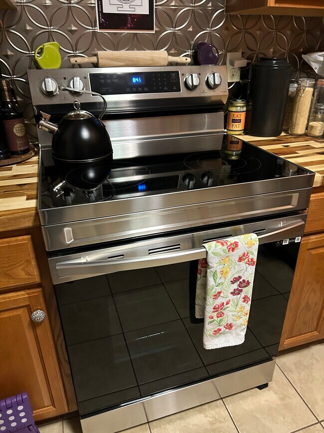 Building Photo - 3514 Brevard Rd