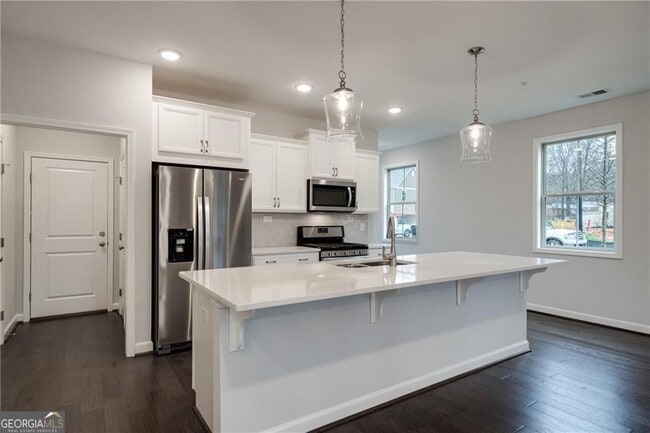 Building Photo - 1095 Lawanna Dr