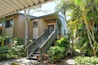 Building Photo - 1720 Glenhouse Dr